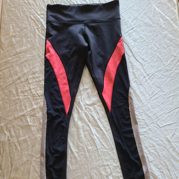 NOLI Mesh Leggings - Picture 2 of 8